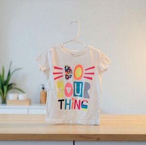 Carter's Girls White T-Shirt with Colorful Print Cotton Size 6/6X